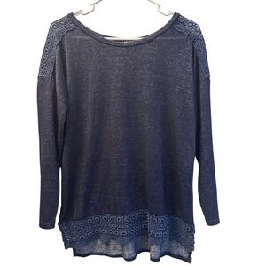 Ambra Italy 3/4 Sleeve Top Medium Heather Blue Crochet Shoulder & Hem High Low